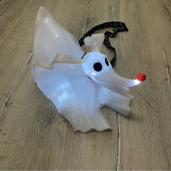 Disney Zero Nightmare Before Christmas Popcorn Bucket - Picture 5 of 8